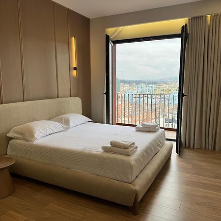 Square Inn Garden Aparthotel Tiranë Eksteriør bilde