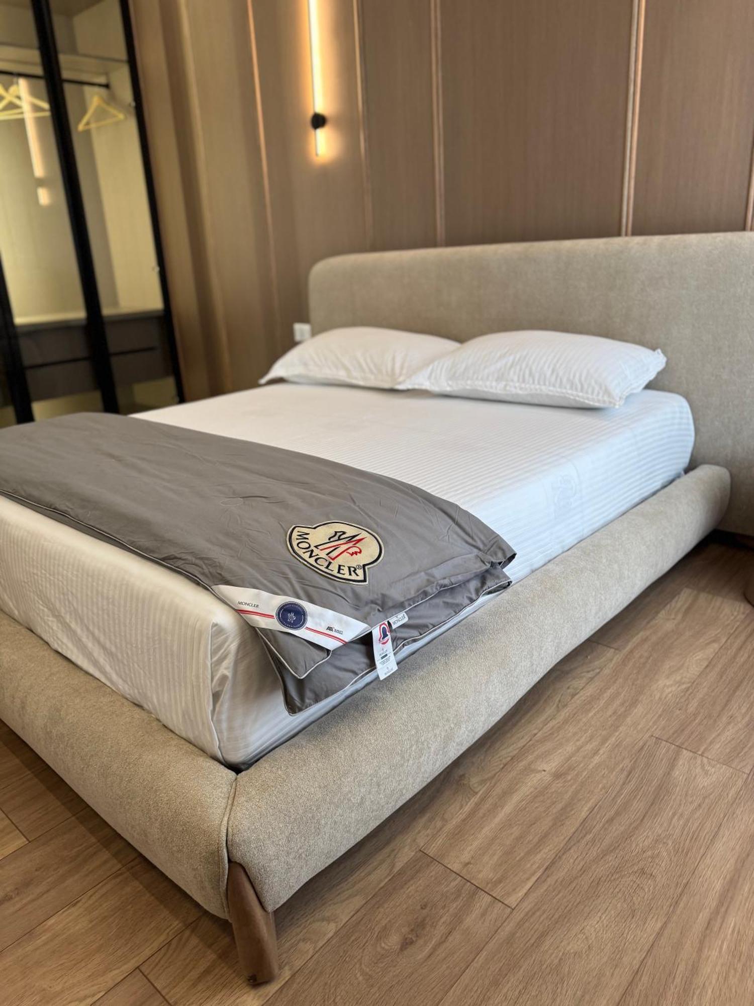 Square Inn Garden Aparthotel Tiranë Eksteriør bilde