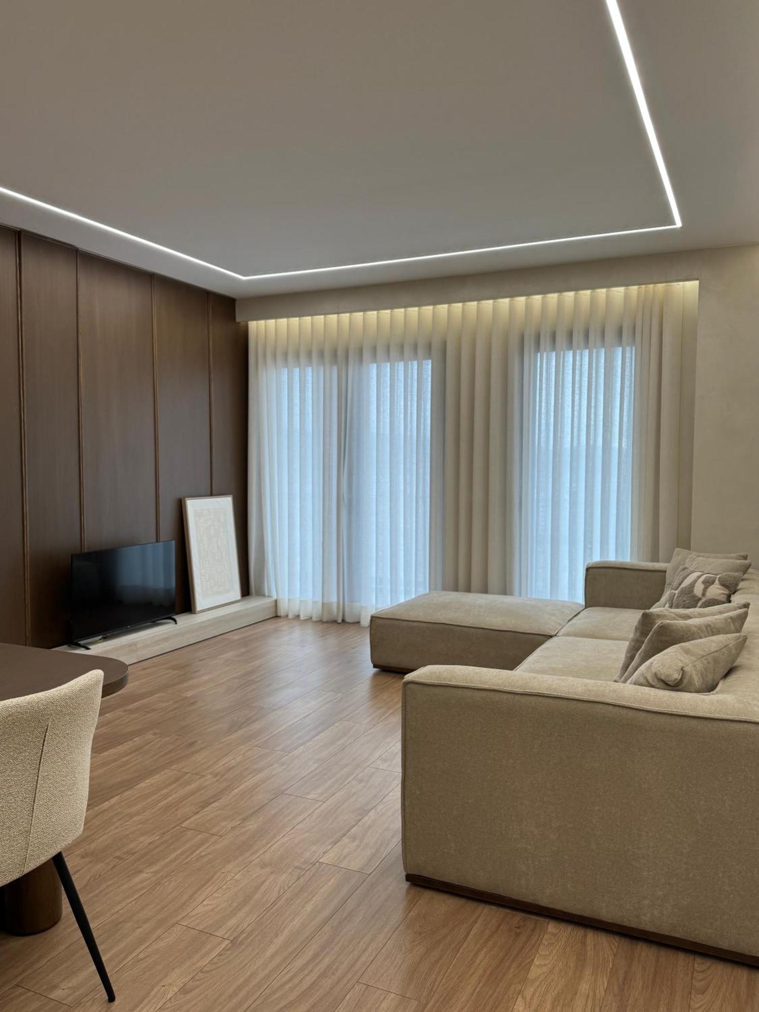 Square Inn Garden Aparthotel Tiranë Eksteriør bilde