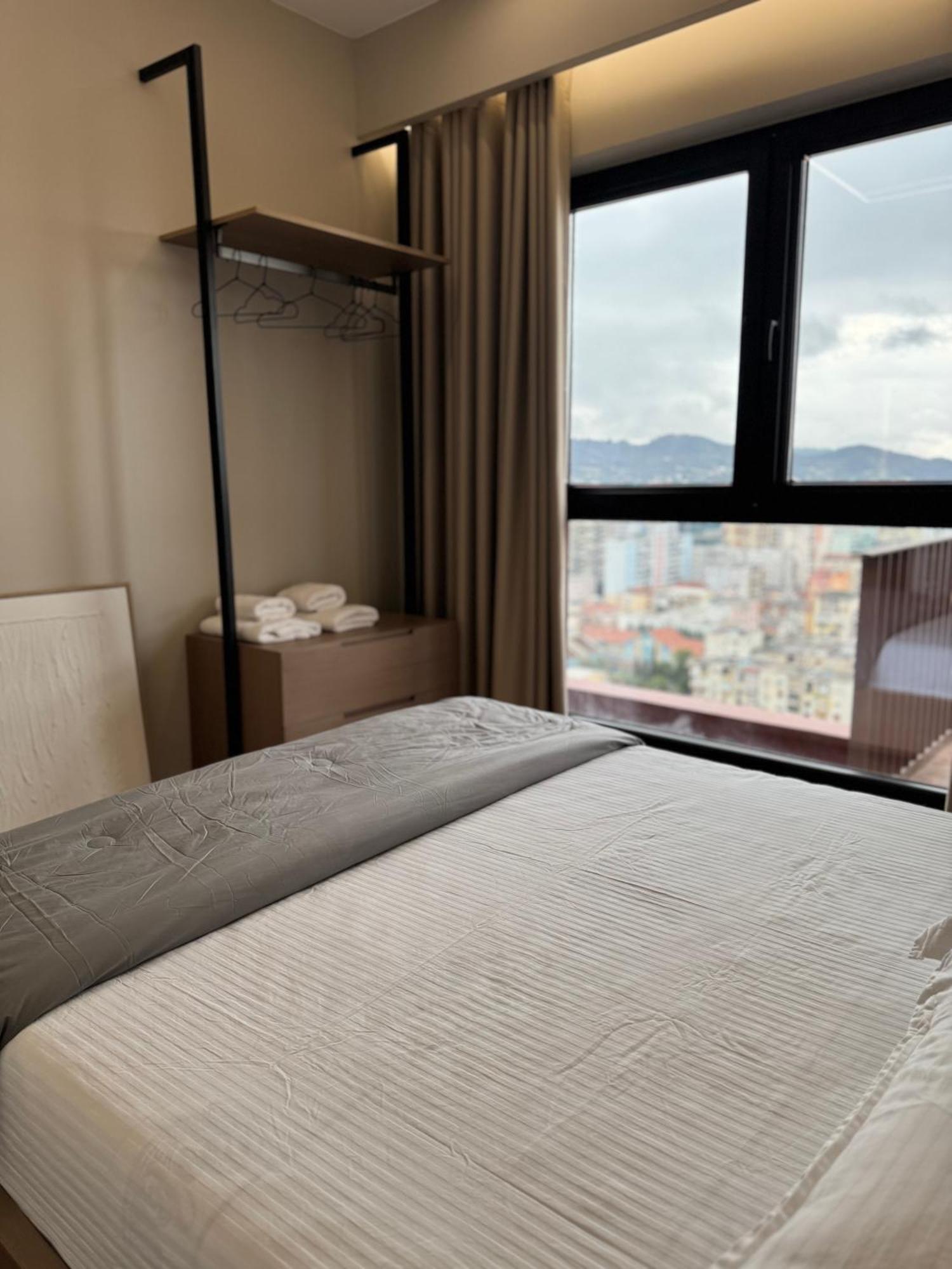 Square Inn Garden Aparthotel Tiranë Eksteriør bilde