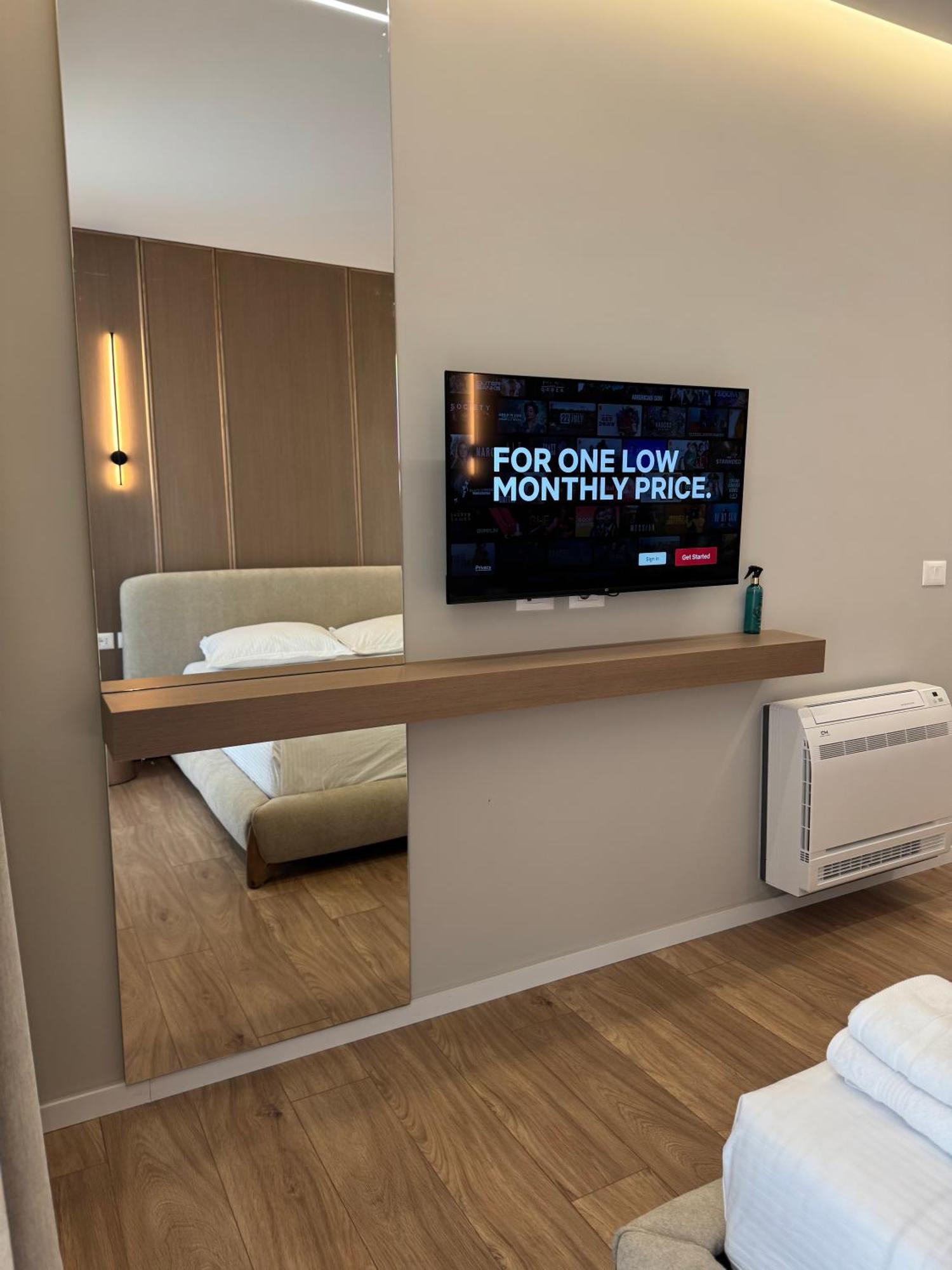 Square Inn Garden Aparthotel Tiranë Eksteriør bilde